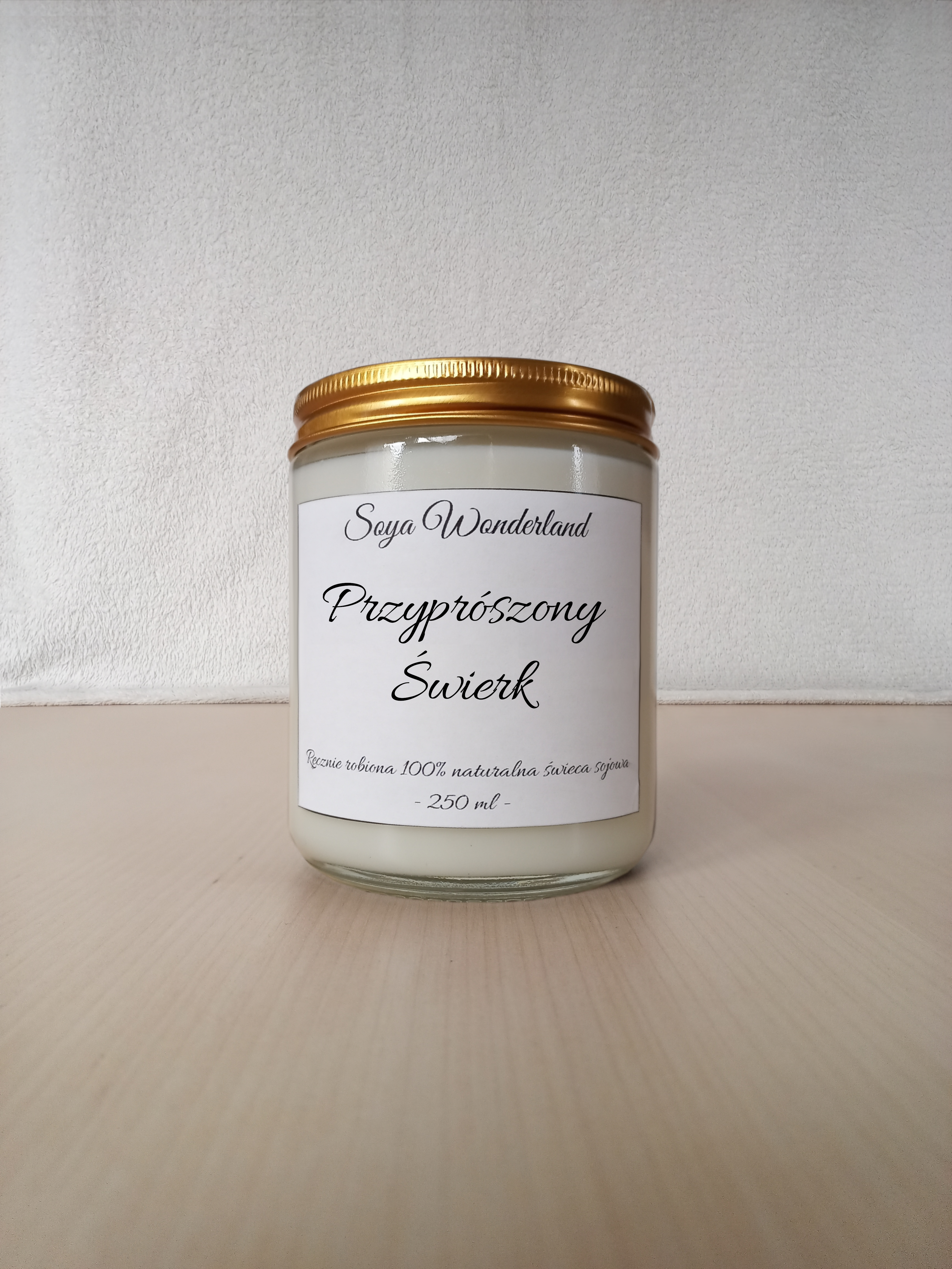 Przyprószony Świerk